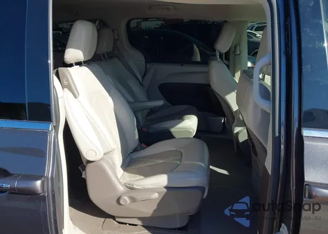 2021 Chrysler Pacifica Hybrid Touring L from USA, damaged, VIN 2C4RC1L77MR586270